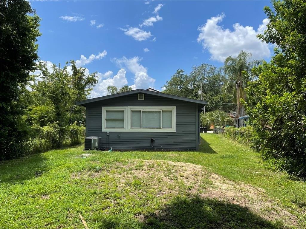 W 13th Pl, Sanford, FL 32771