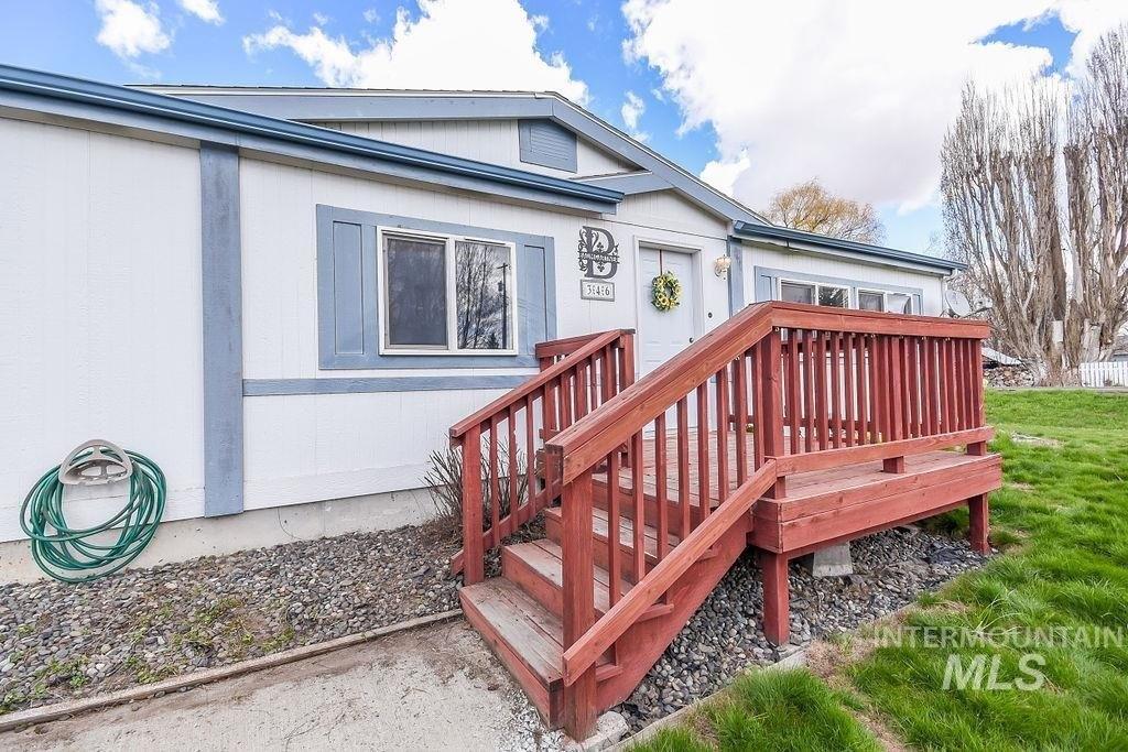 E Hazel St, Genesee, ID 83832