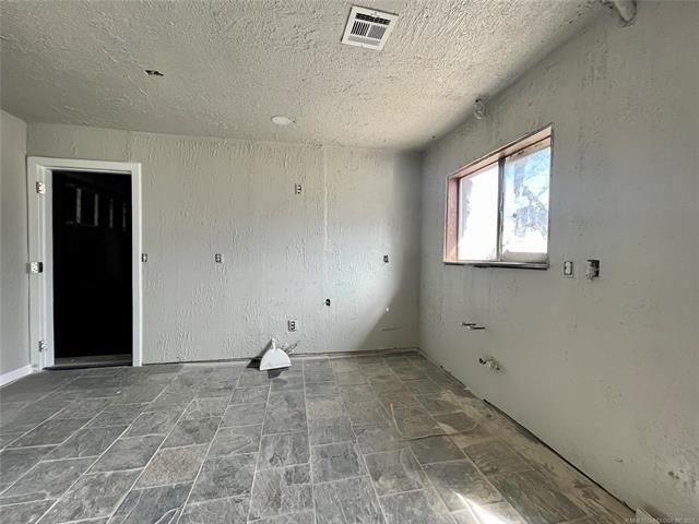 N Evanston Ave, Tulsa, OK 74130