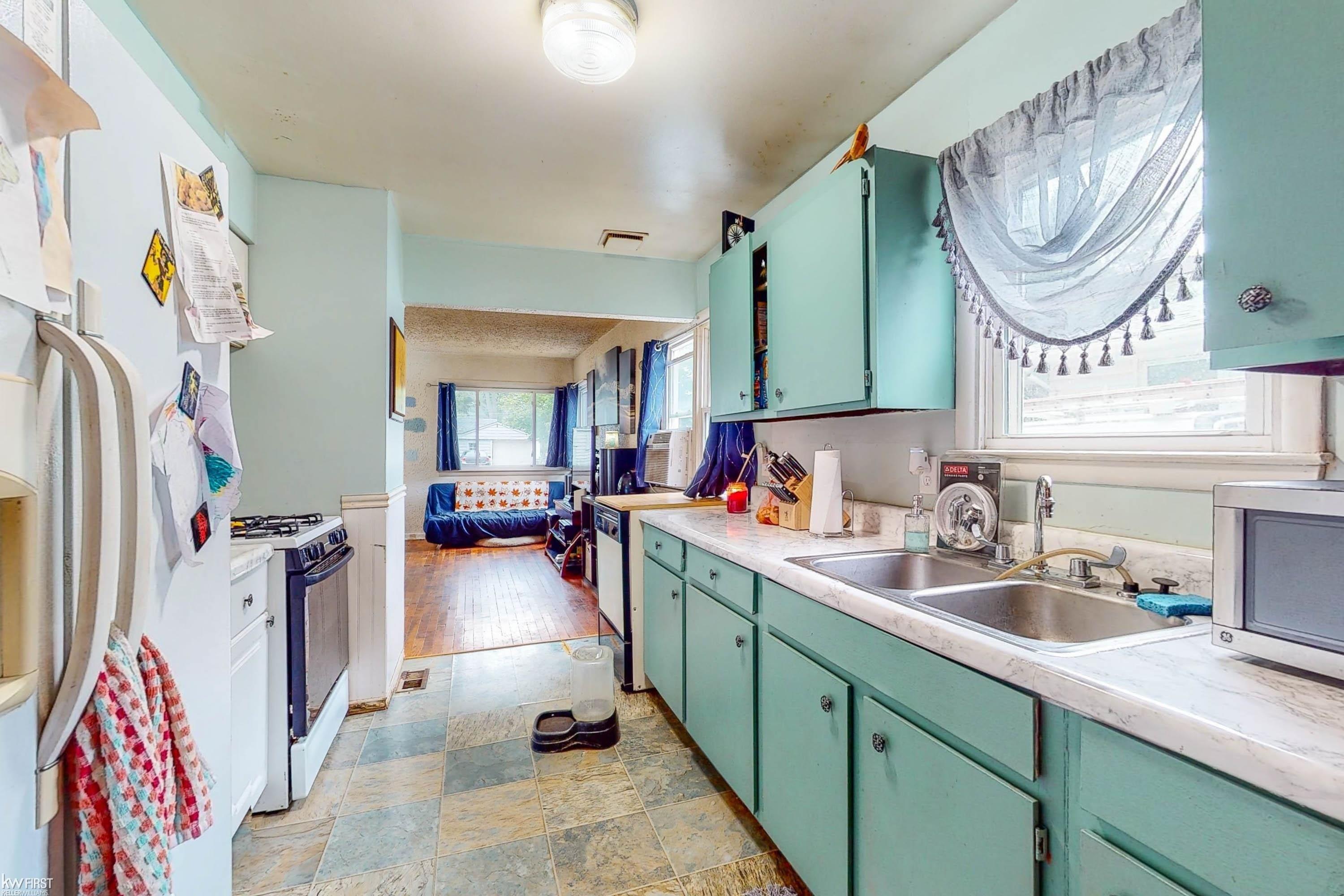 Pitkin Ave, Flint, MI 48506