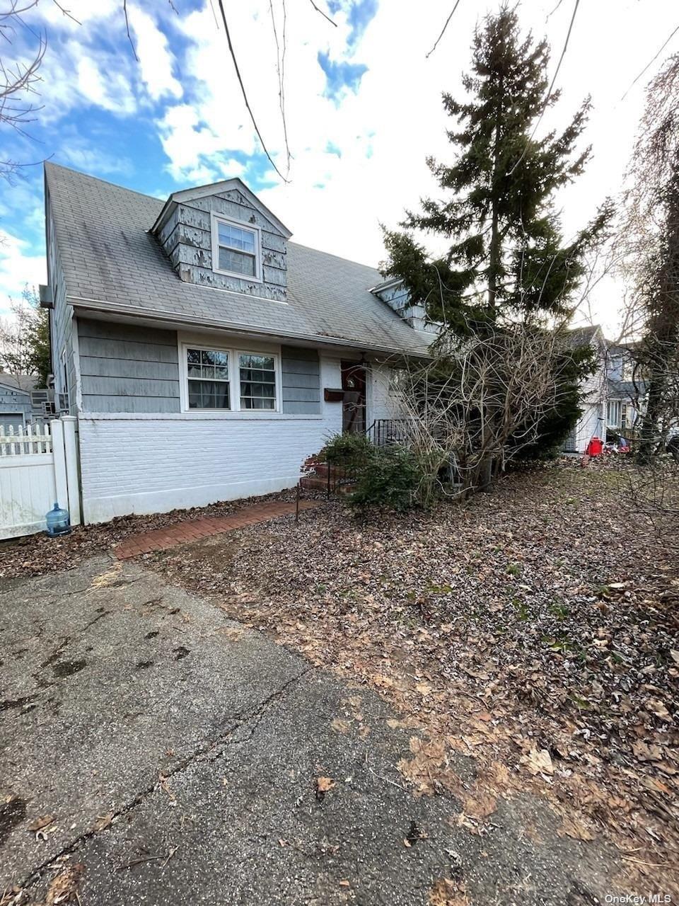 Fairfield Ave, Port Washington, NY 11050
