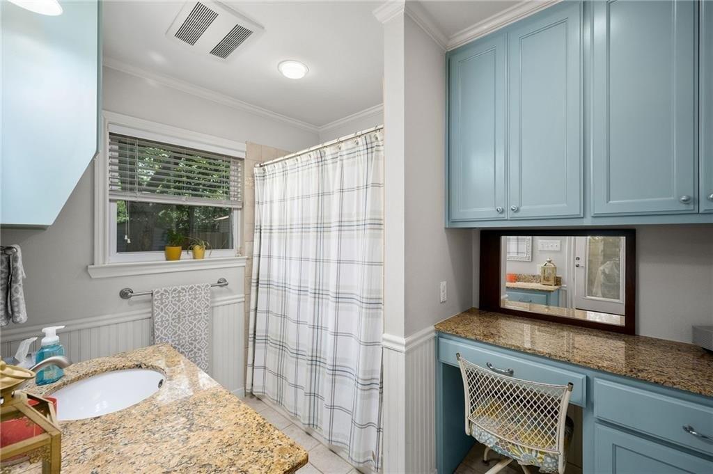 Grim Ave, Waco, TX 76710