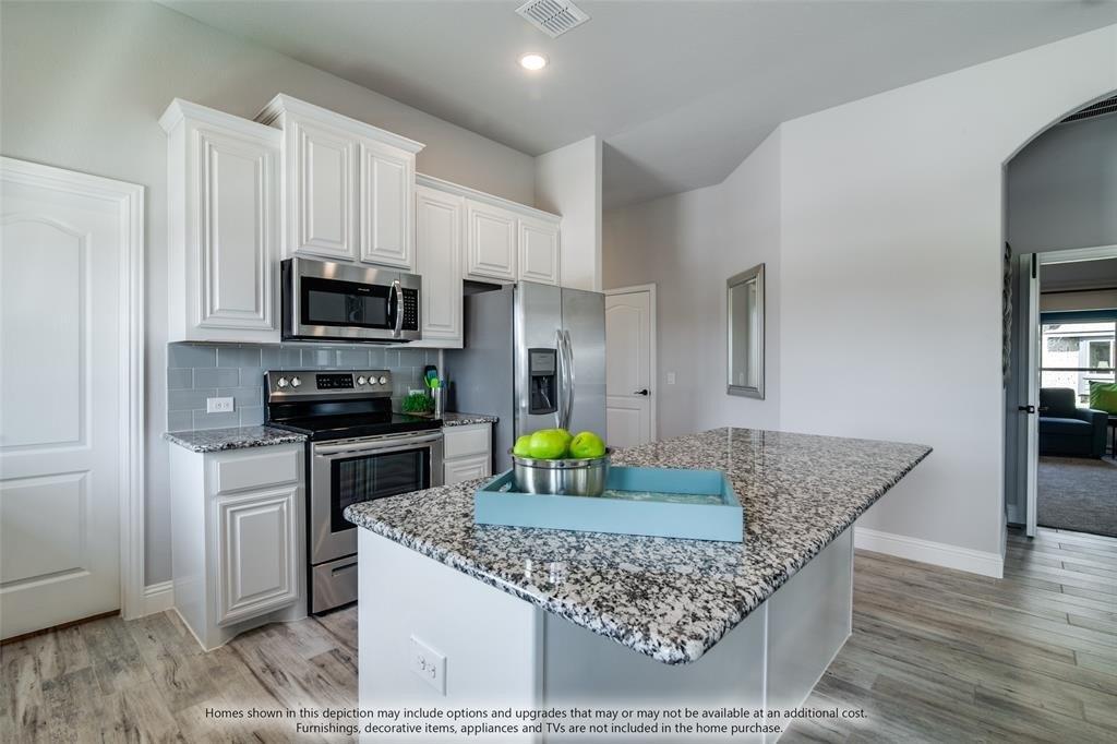 Massey Meadows Way, Midlothian, TX 76065