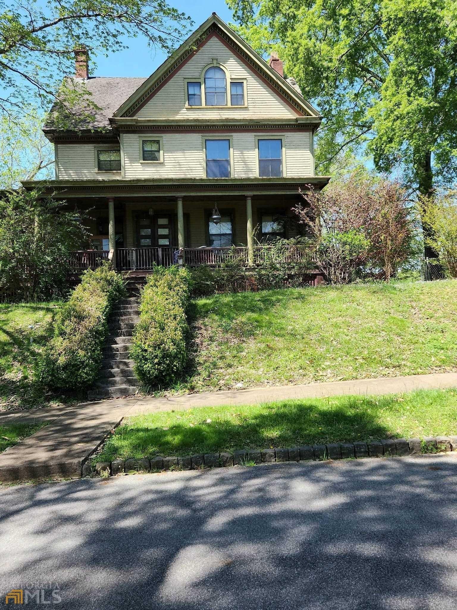 Barnhardt Cir, Fort Oglethorpe, GA 30742