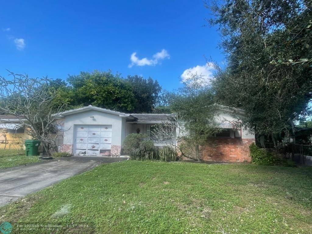 Ne 164th St, Miami, FL 33162