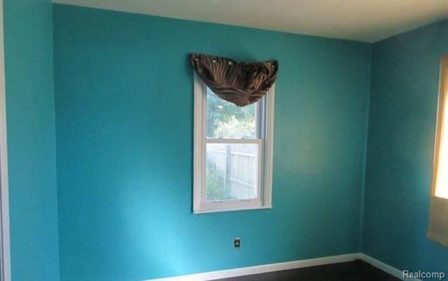 Oak St, Battle Creek, MI 49037