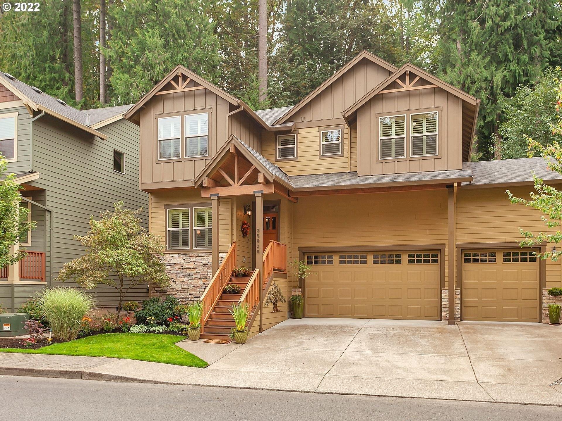 Chinook St, Sandy, OR 97055
