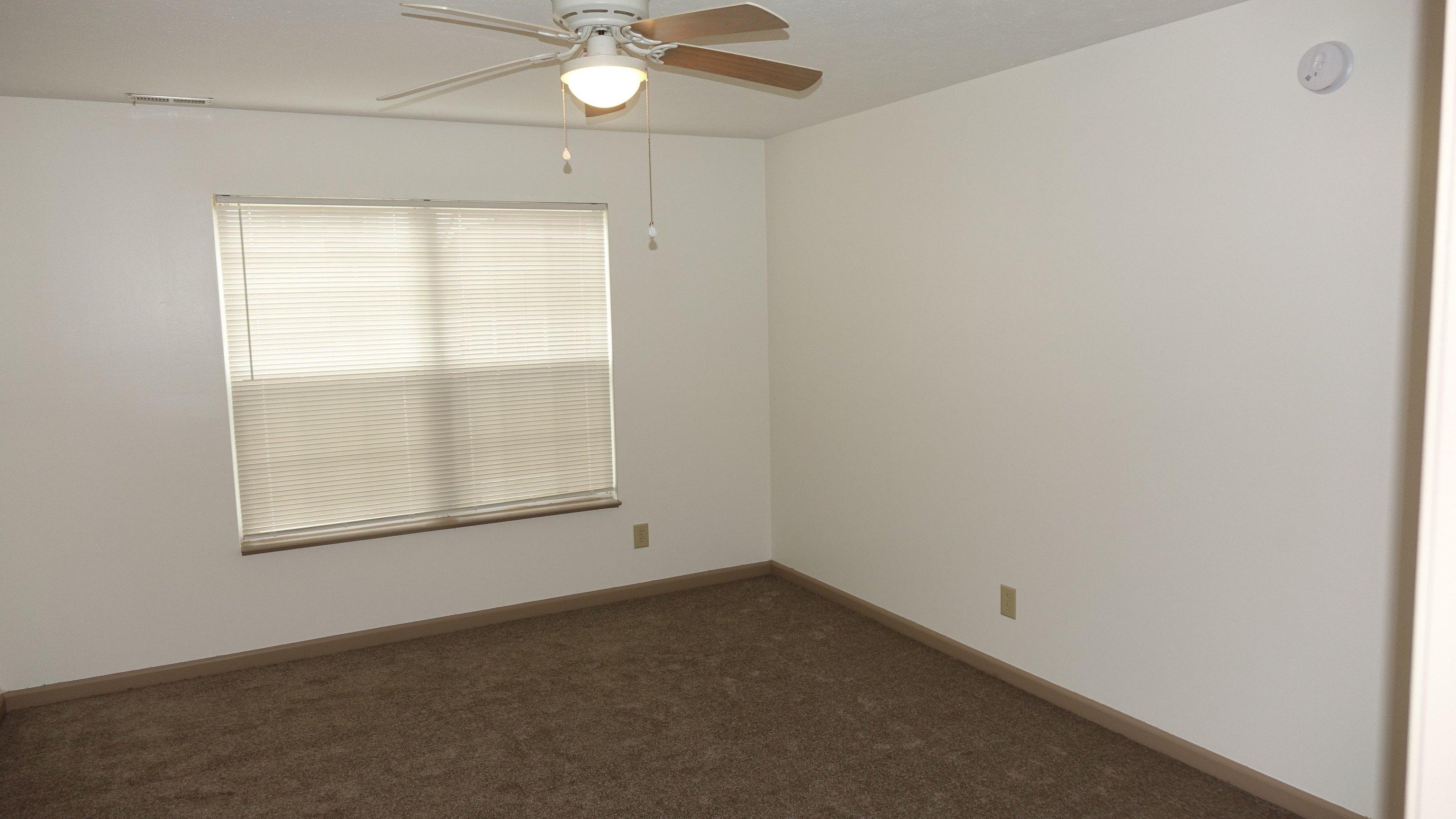 Harshaw Dr, Indianapolis, IN 46239