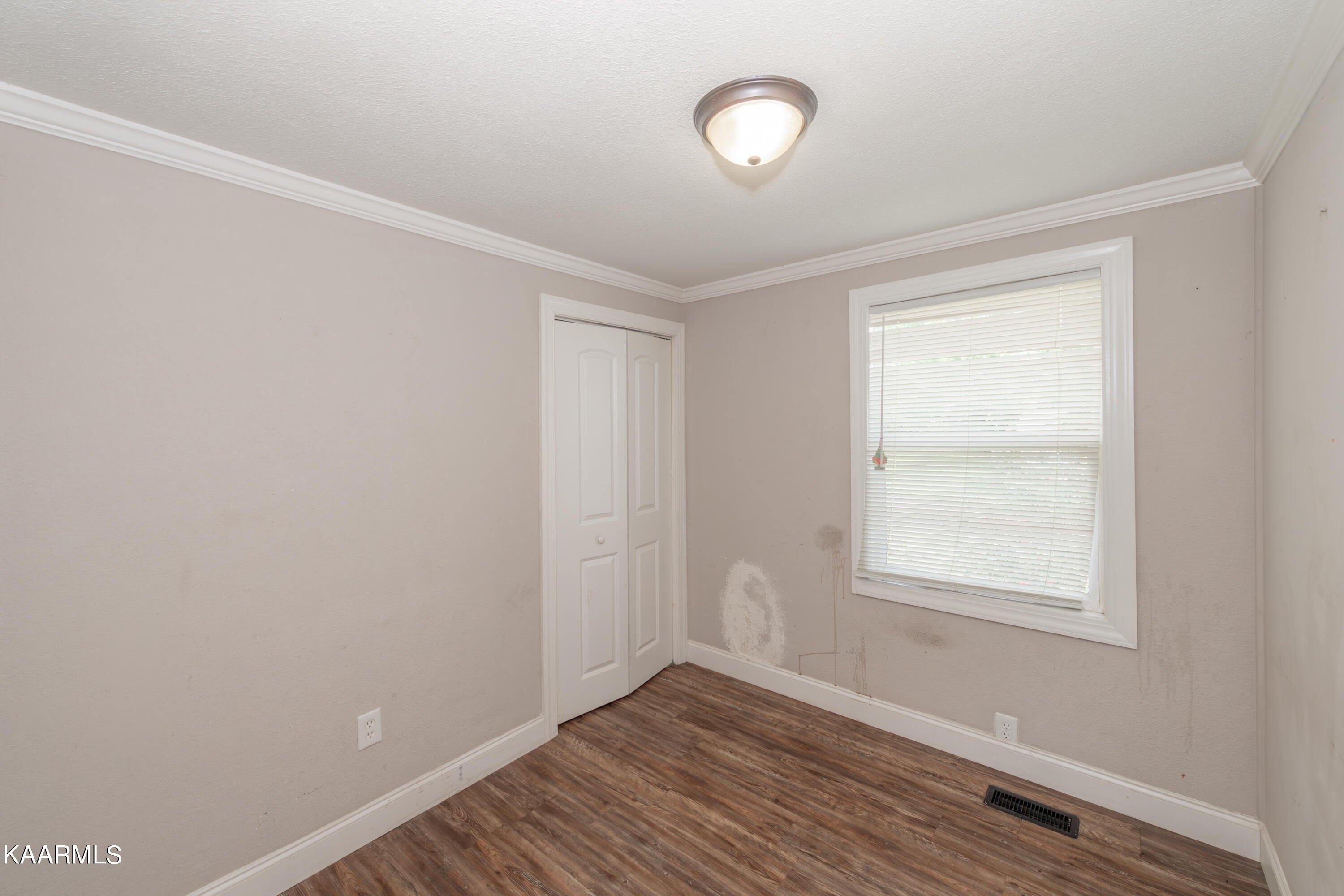 Norris Ave, Maryville, TN 37804