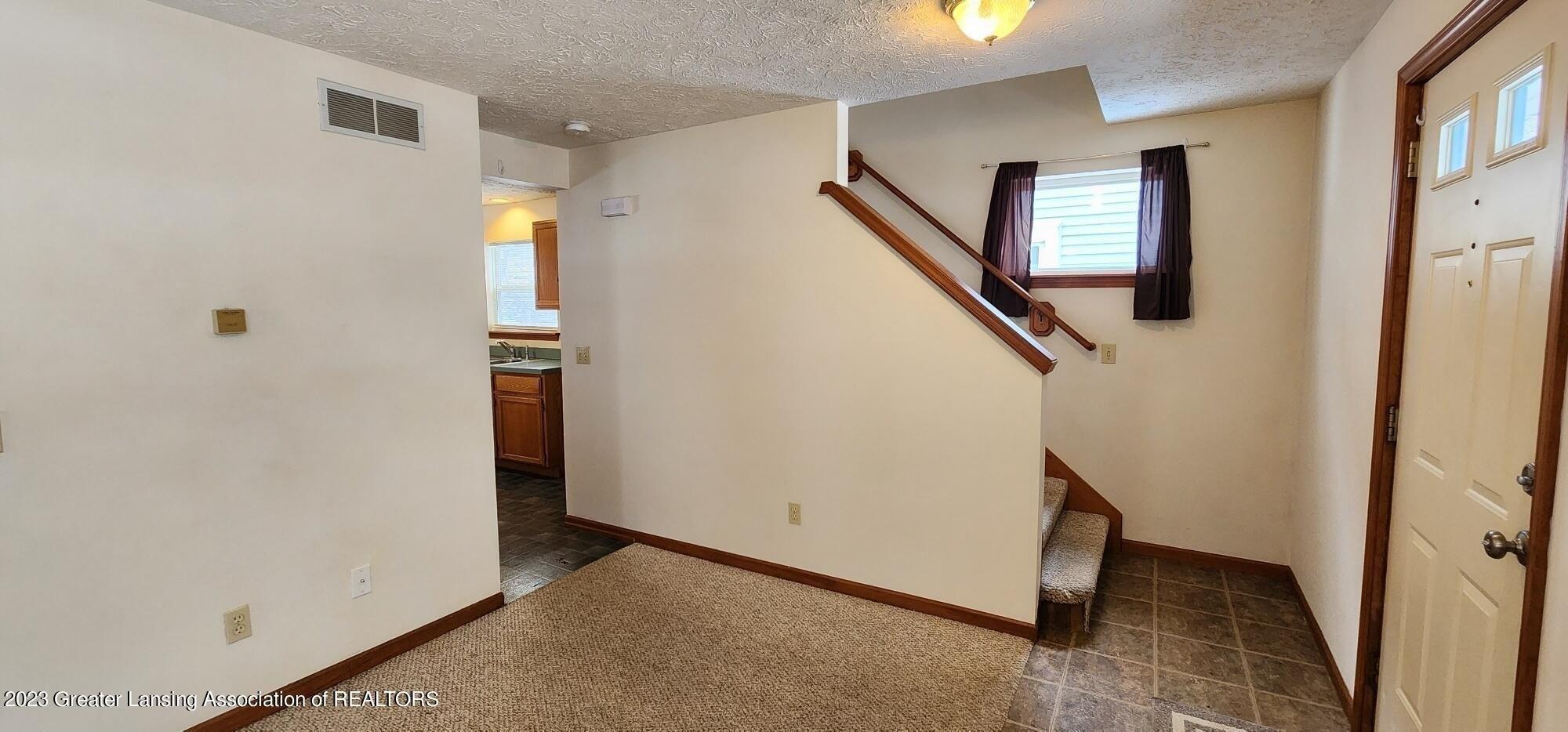 Avon St, Lansing, MI 48910