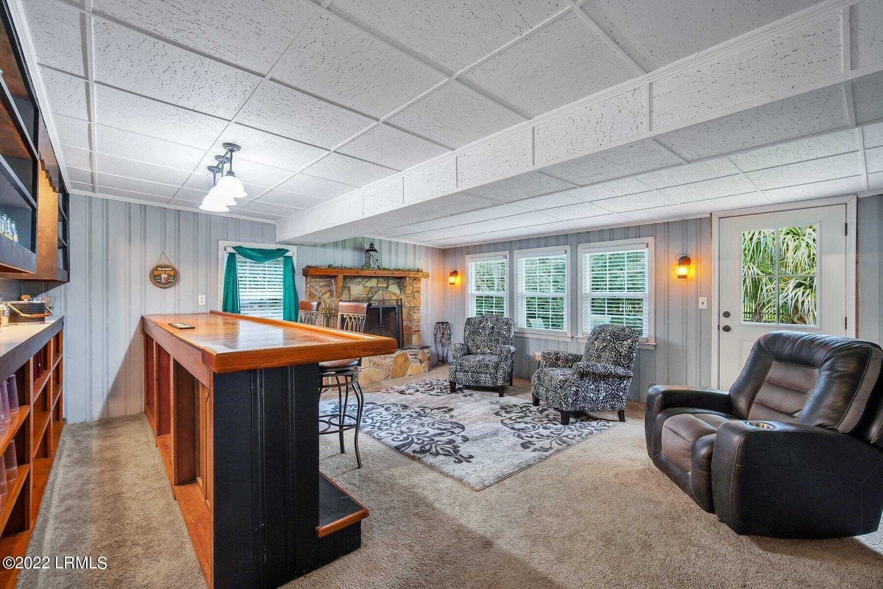 Palmetto Dr, Beaufort, SC 29902
