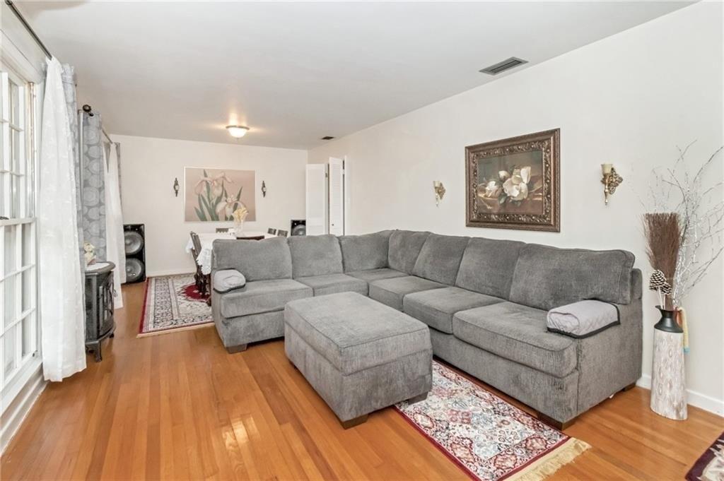Taurus Dr, Mobile, AL 36693