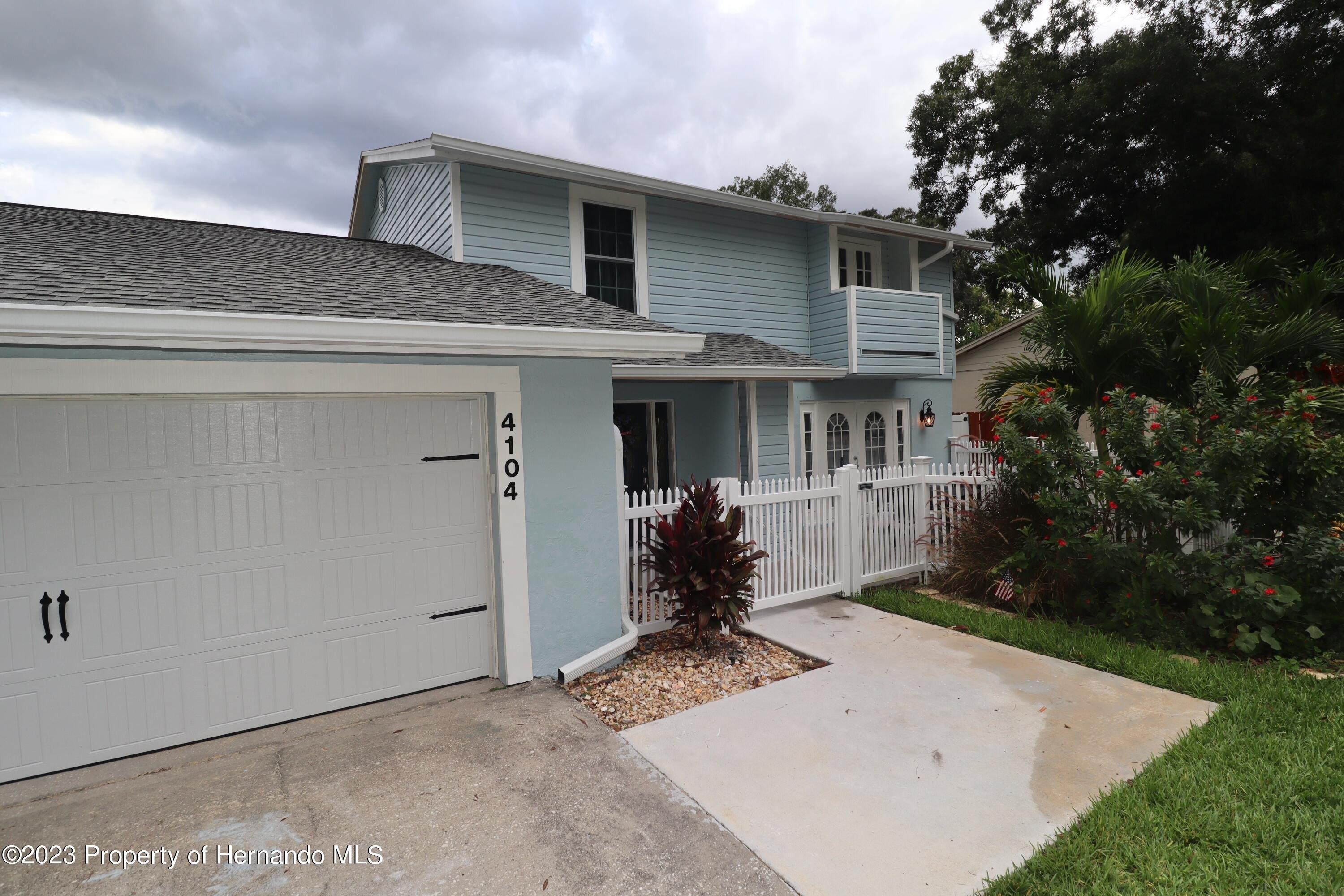 Dellbrook Dr, Tampa, FL 33624