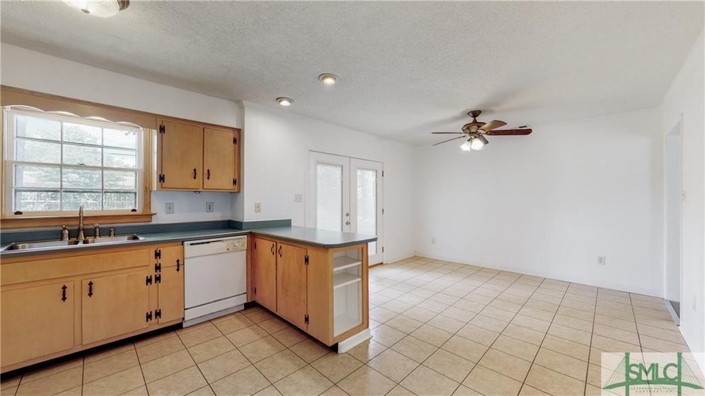 San Anton Dr, Savannah, GA 31419