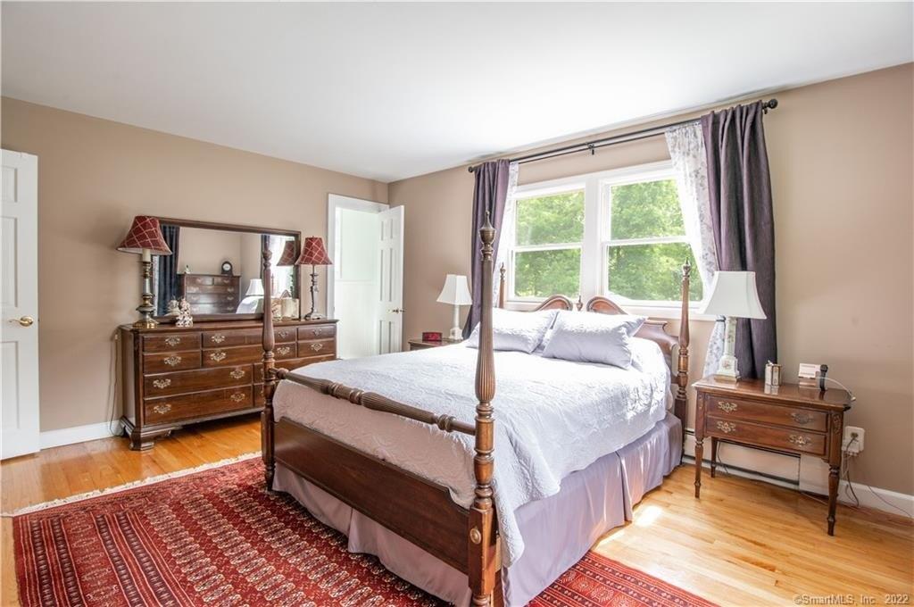 Stony Brook Rd, Brookfield, CT 06804