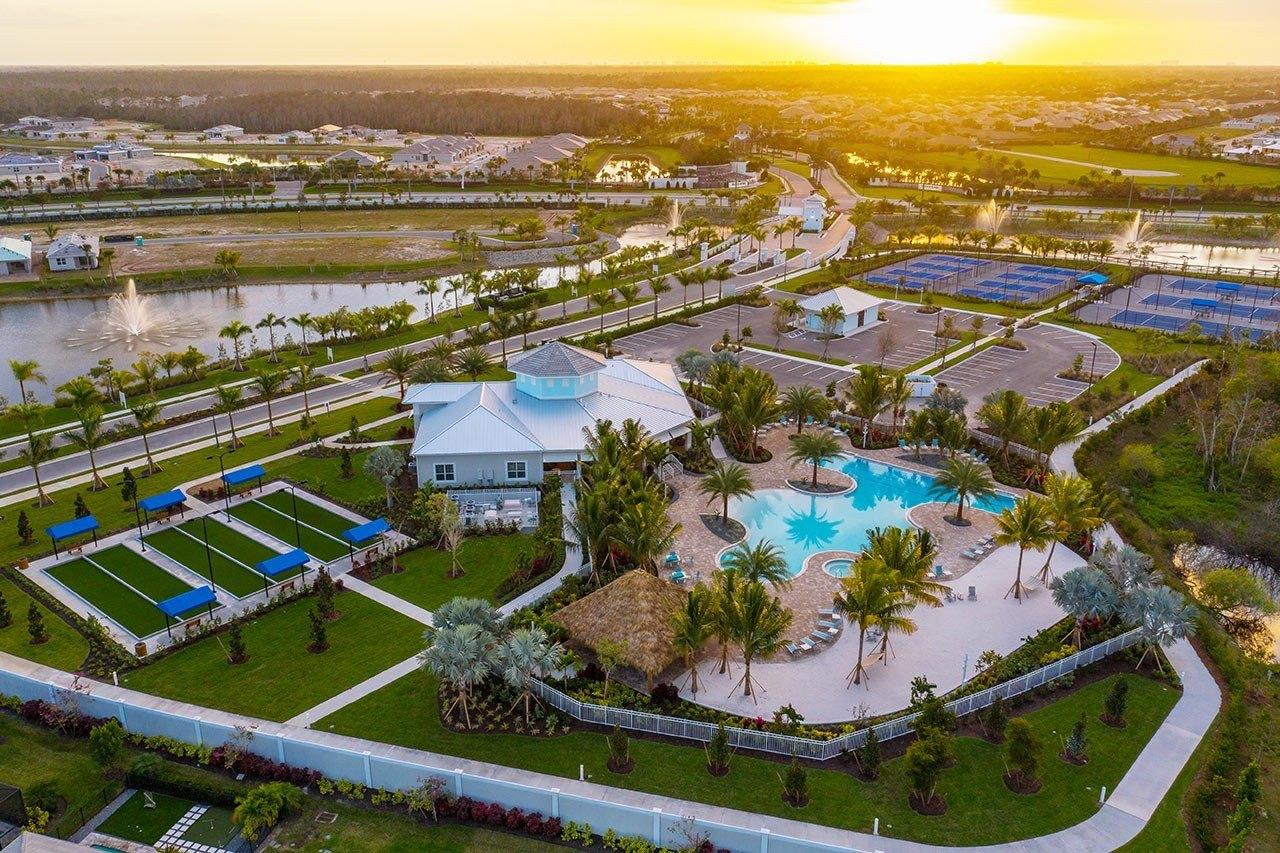 Captiva Shell Loop, Bonita Springs, FL 34135