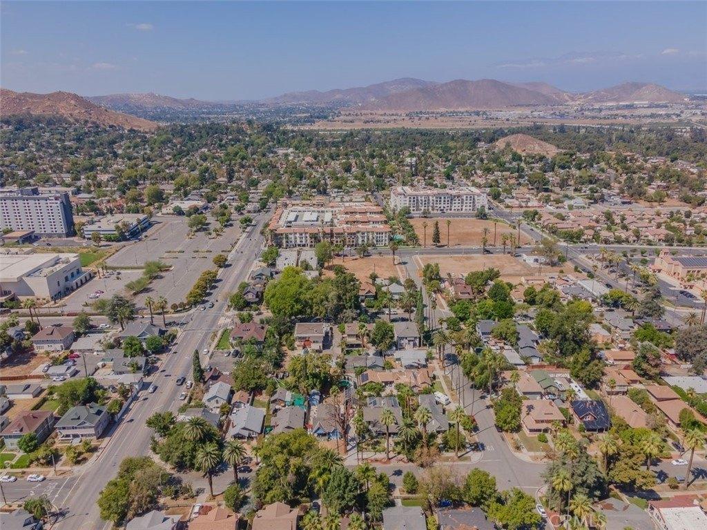Orange St, Riverside, CA 92501