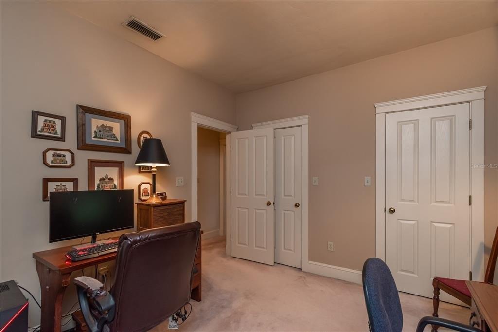 Nw 69th St, Gainesville, FL 32606