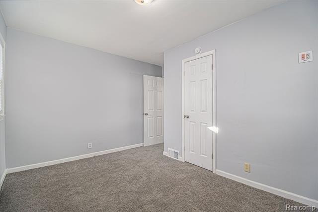 Woodland St, Harper Woods, MI 48225