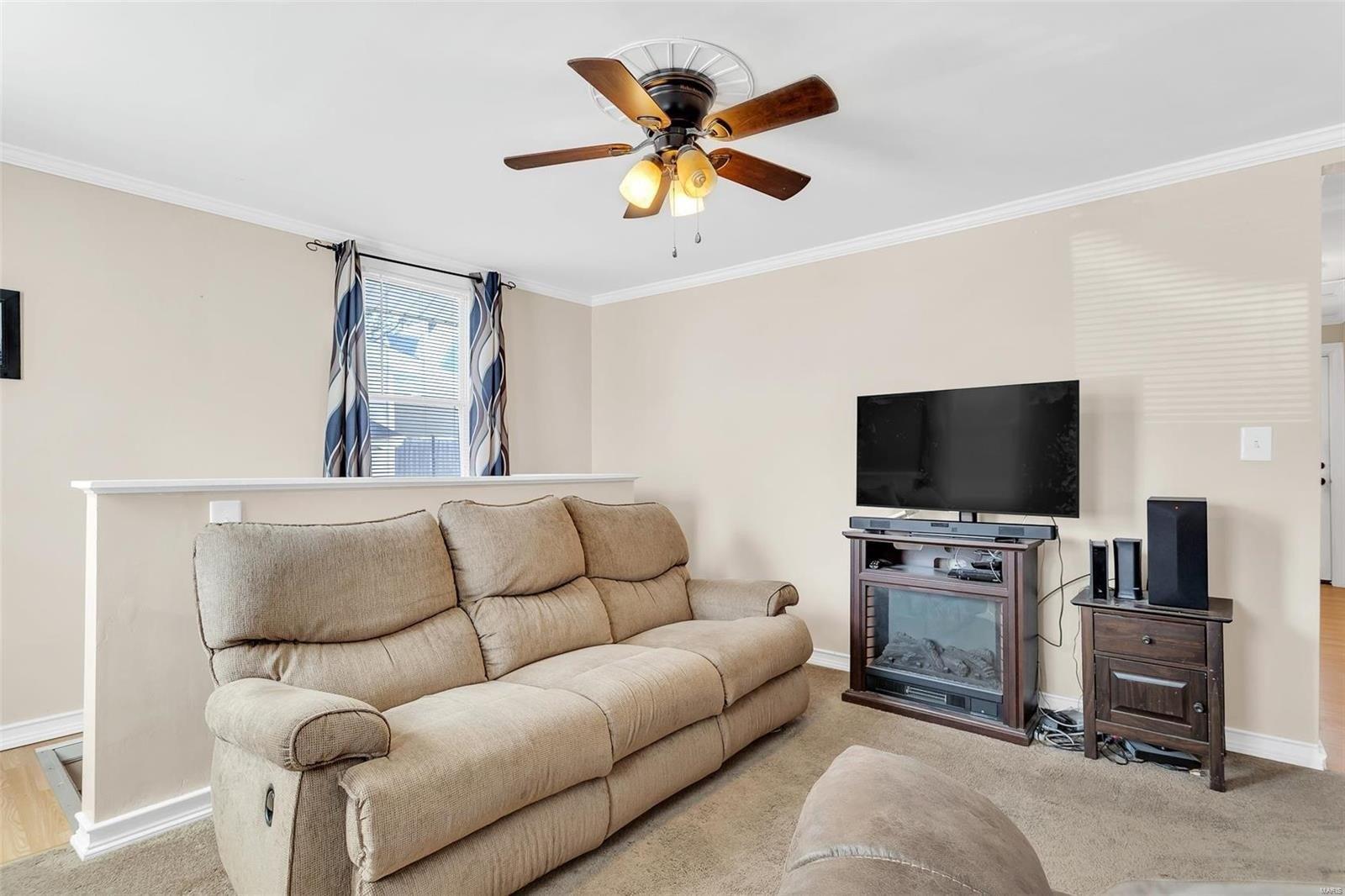 Morris Ave, Saint Louis, MO 63125