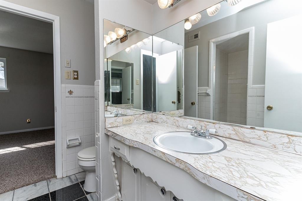 Chalet Ln, Dallas, TX 75232