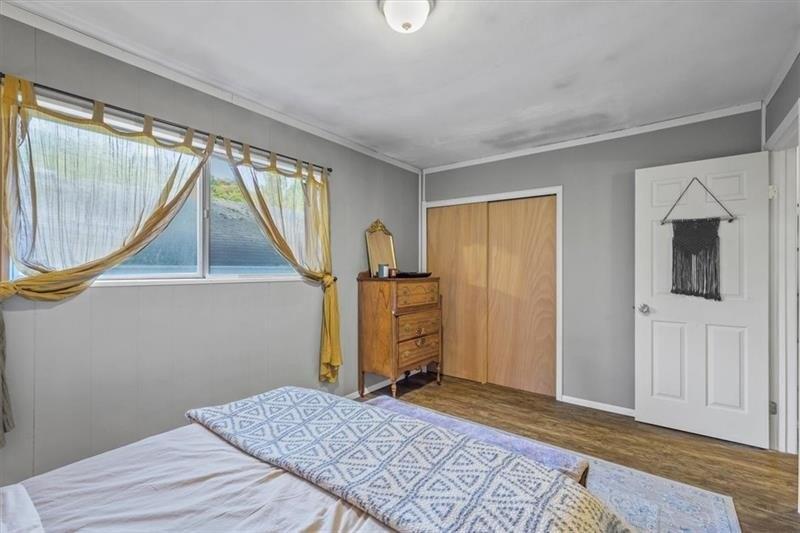Saxonburg Rd, Natrona Heights, PA 15065
