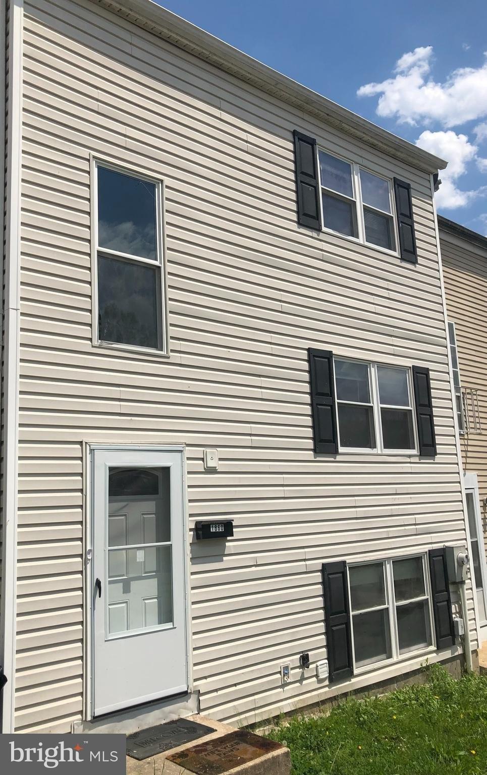 Eloise Ln, Edgewood, MD 21040