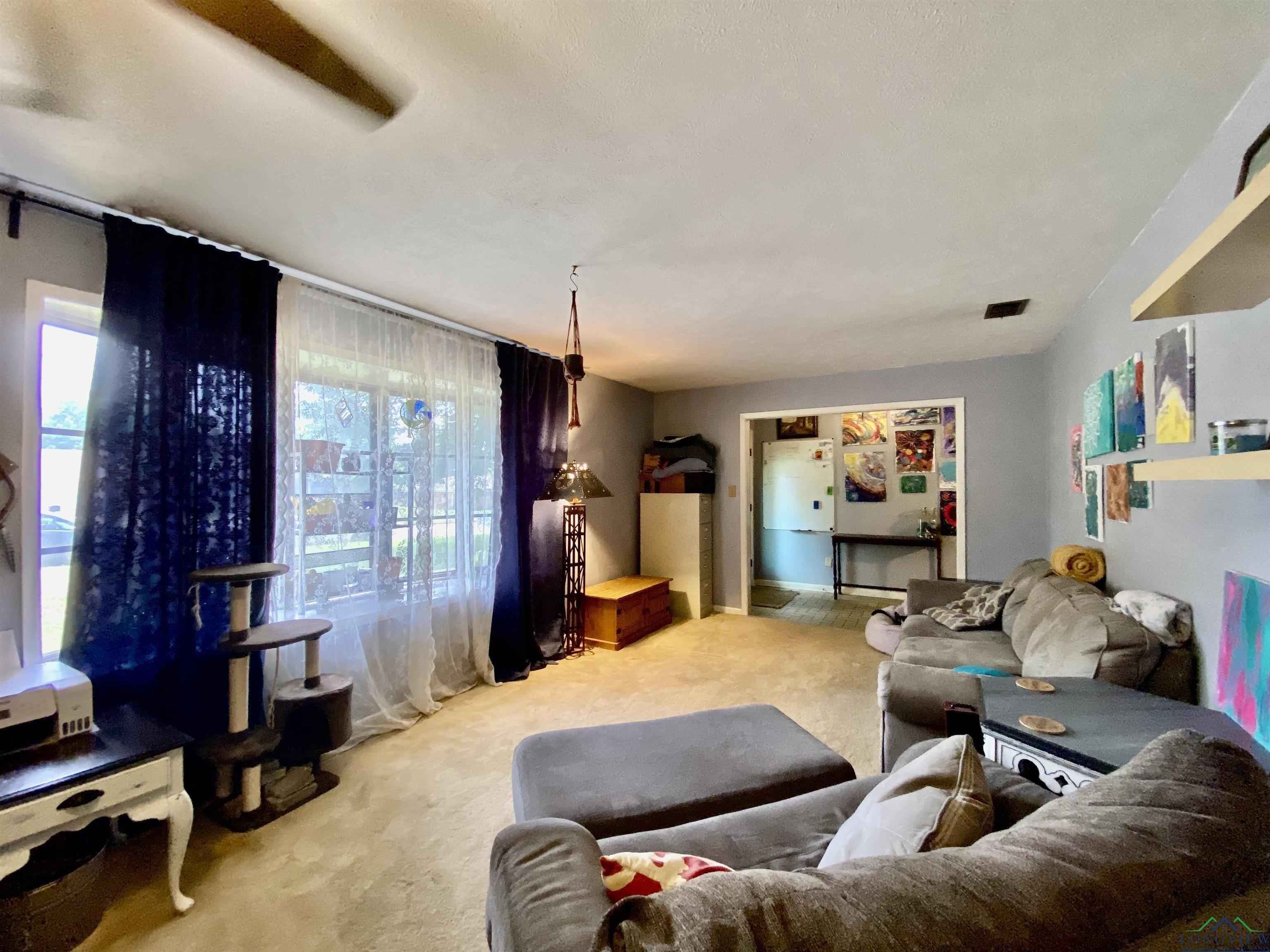 Buccaneer Dr, Longview, TX 75604
