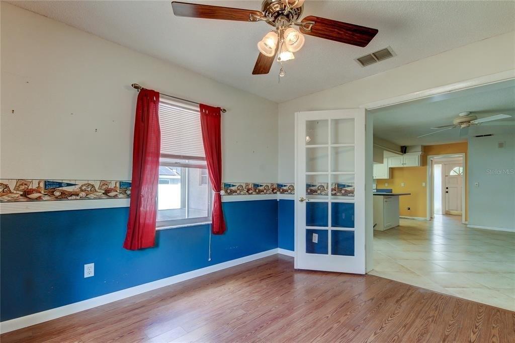 Meadow Oak Dr S, Clearwater, FL 33761