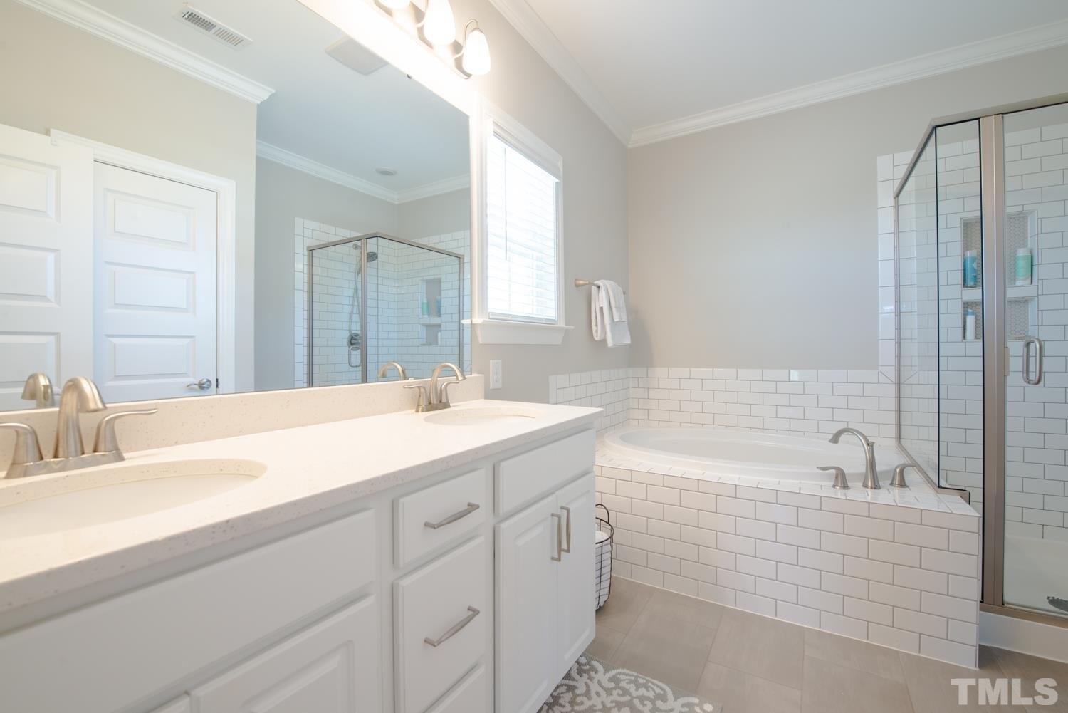 E Wellesley Dr, Clayton, NC 27520
