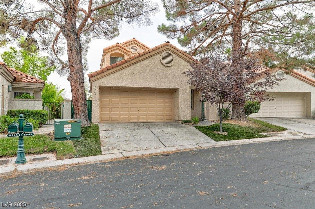Diamond Falls Dr, Las Vegas, NV 89117