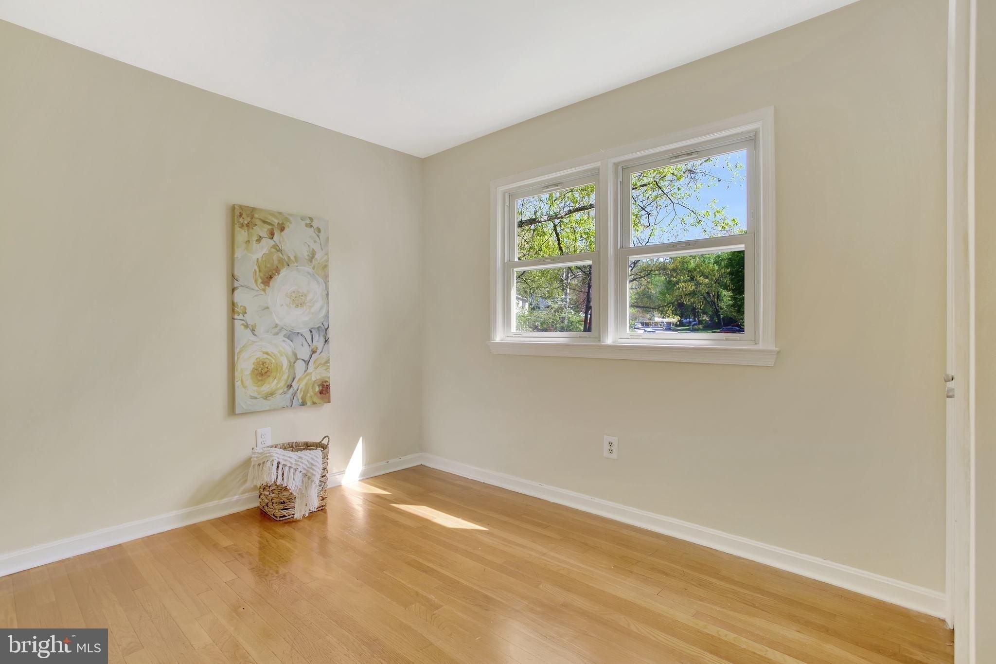 Reynard Dr, Springfield, VA 22152