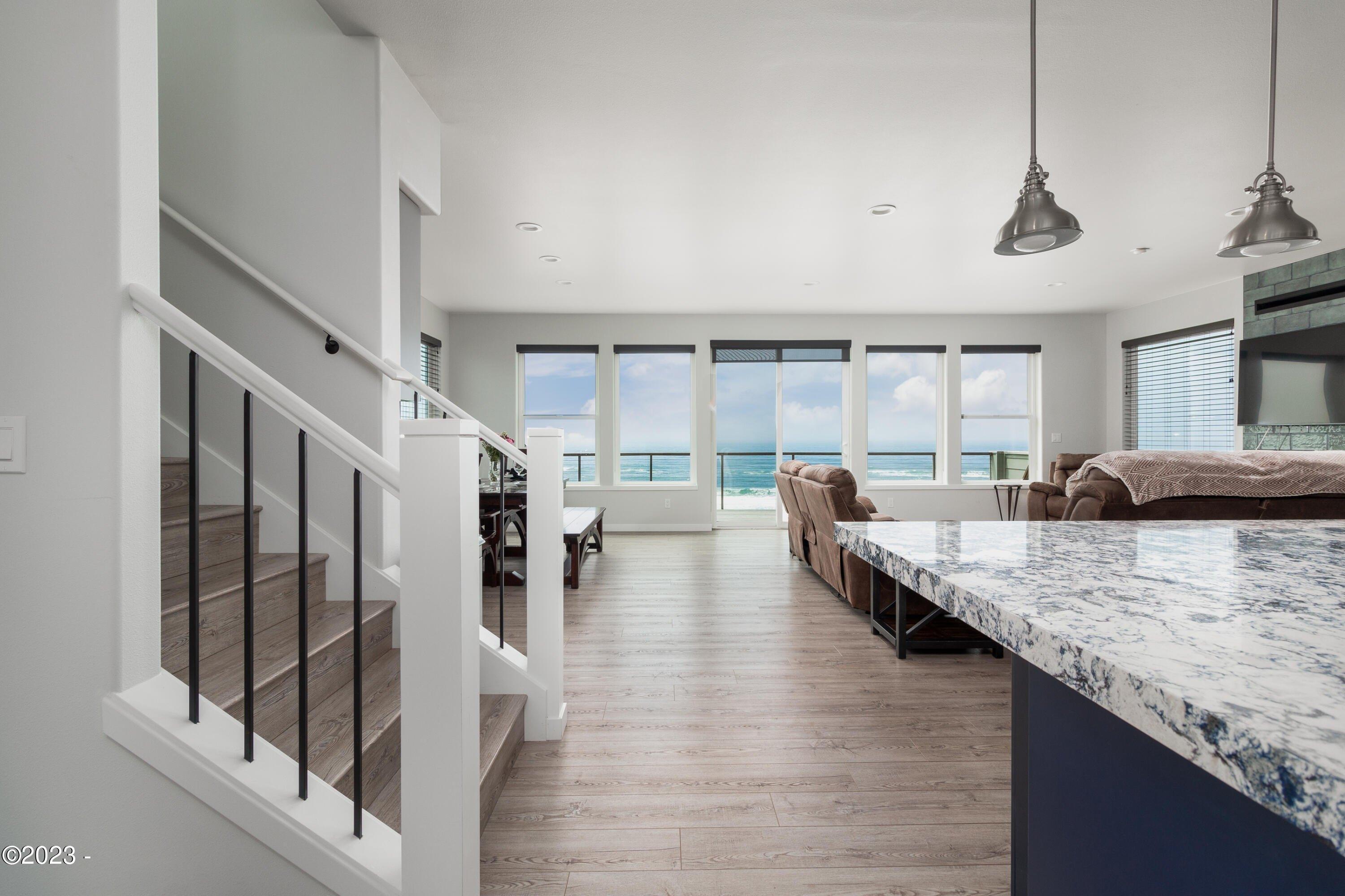 Sw Beach Ave, Lincoln City, OR 97367