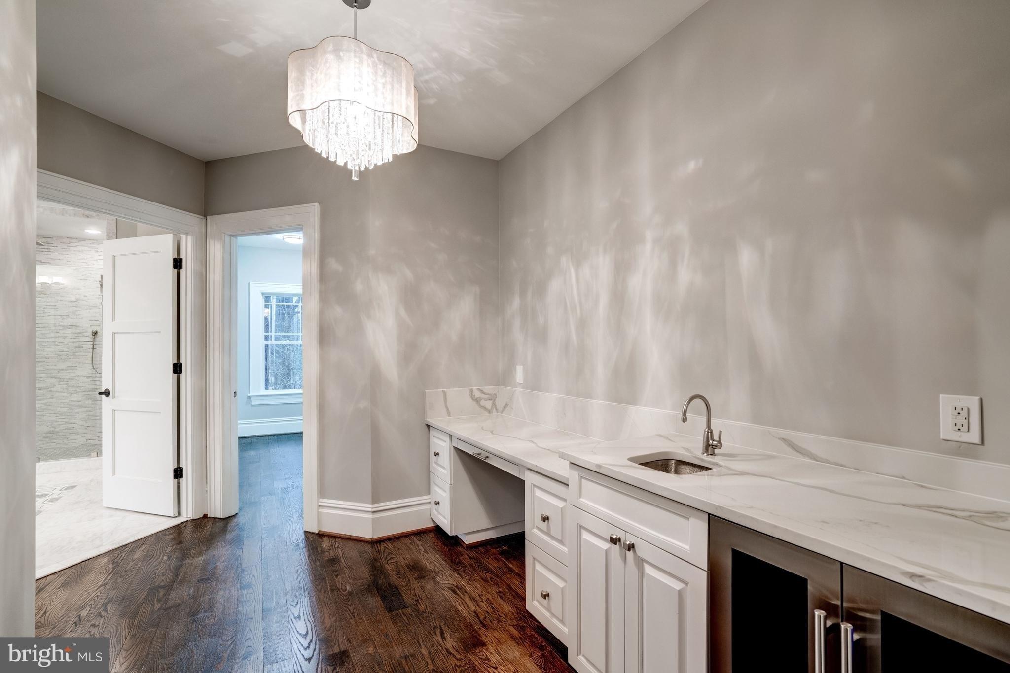 River Oaks Dr, Mc Lean, VA 22101