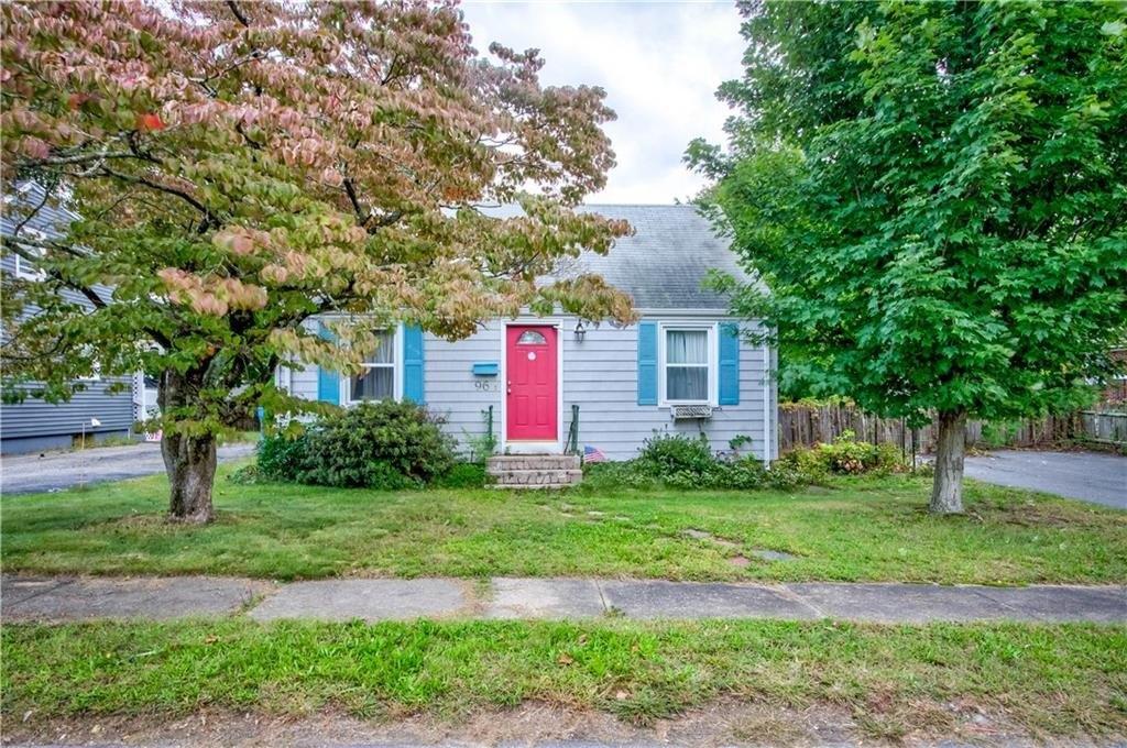 Arcadia Ave, Cranston, RI 02910