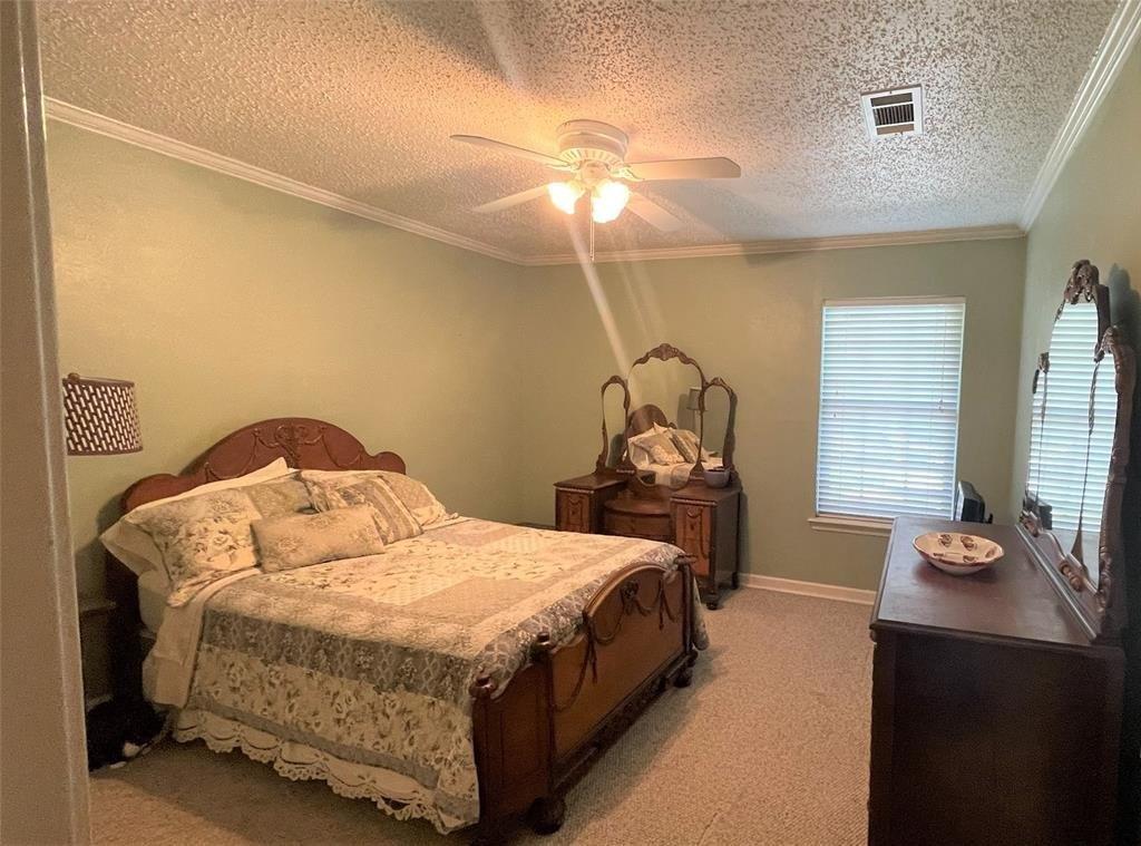 Olmos Creek Pl, Denton, TX 76205