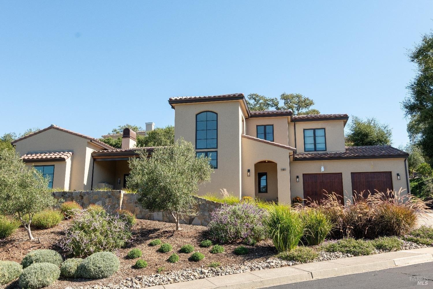 Castle Oaks Dr, Napa, CA 94558