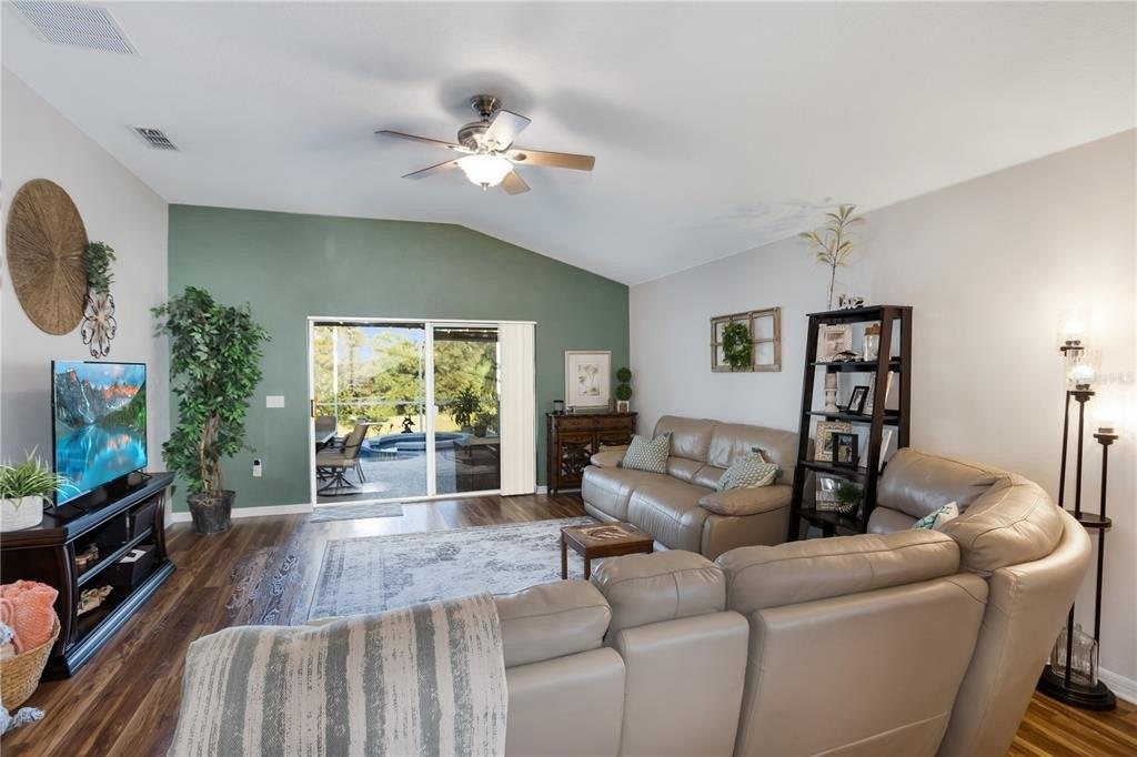 Pga Dr, Sorrento, FL 32776