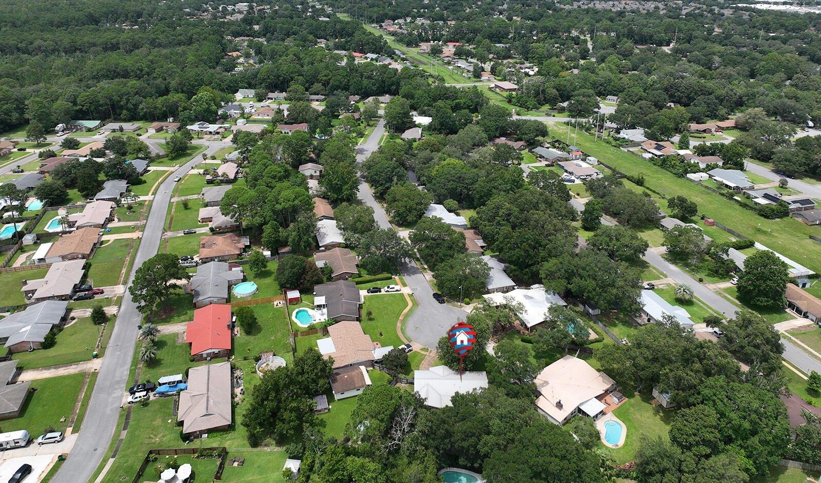 Pinewood Ter, Fort Walton Beach, FL 32548