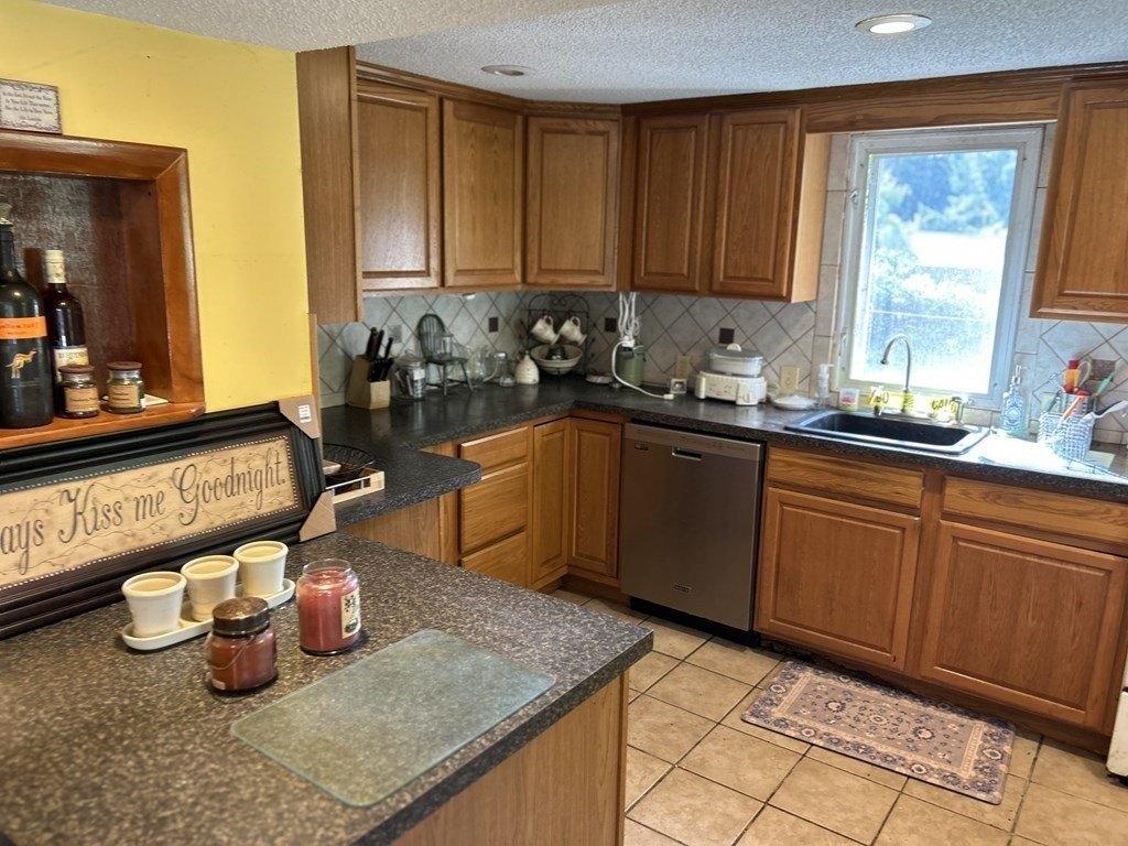 East St, Ludlow, MA 01056