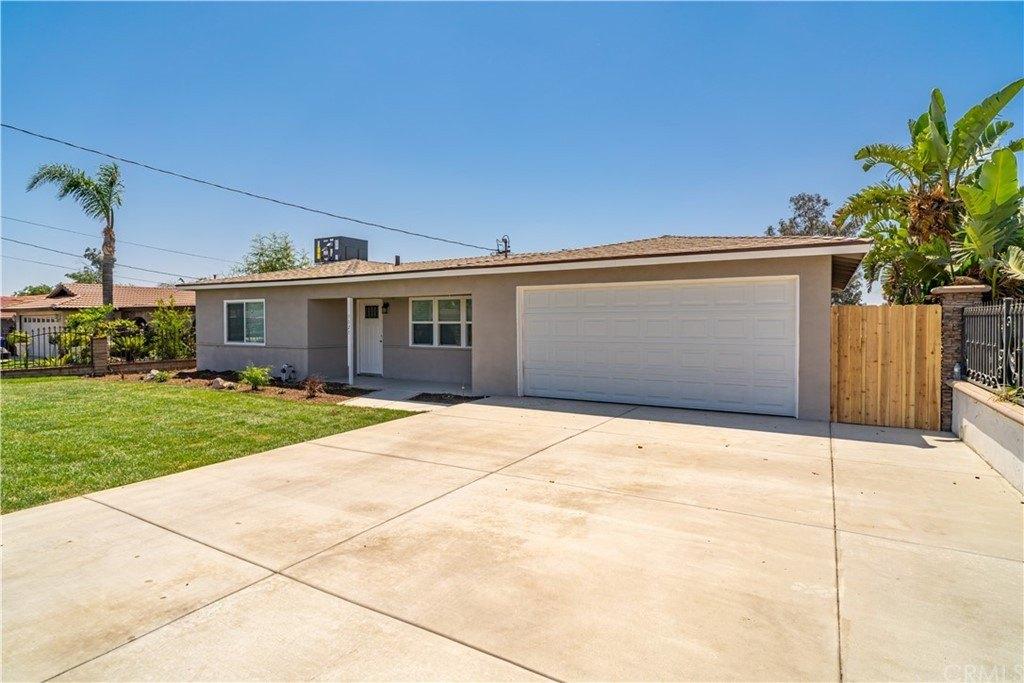 Carob Ave, Fontana, CA 92335