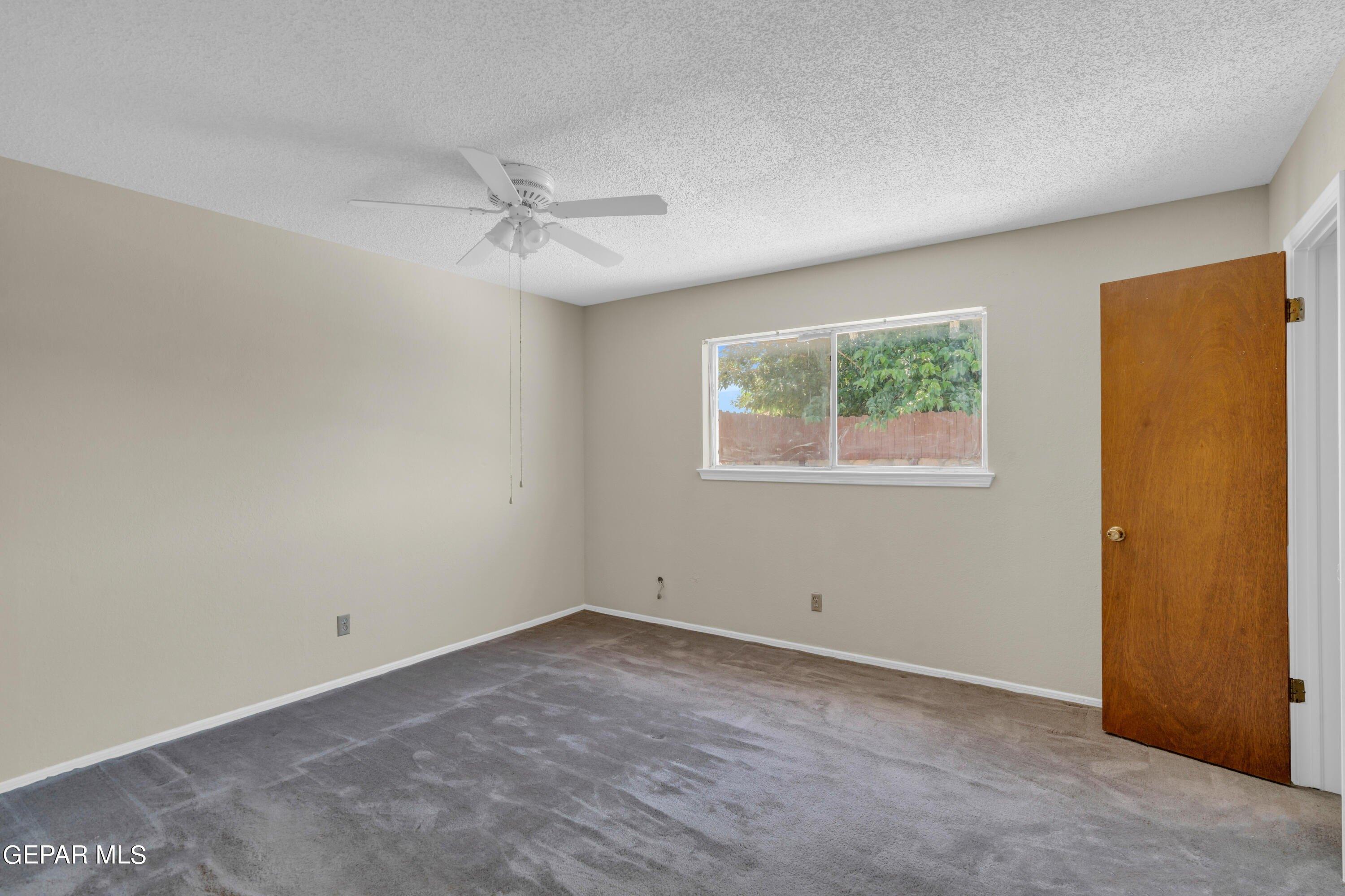 Salem Dr, El Paso, TX 79924