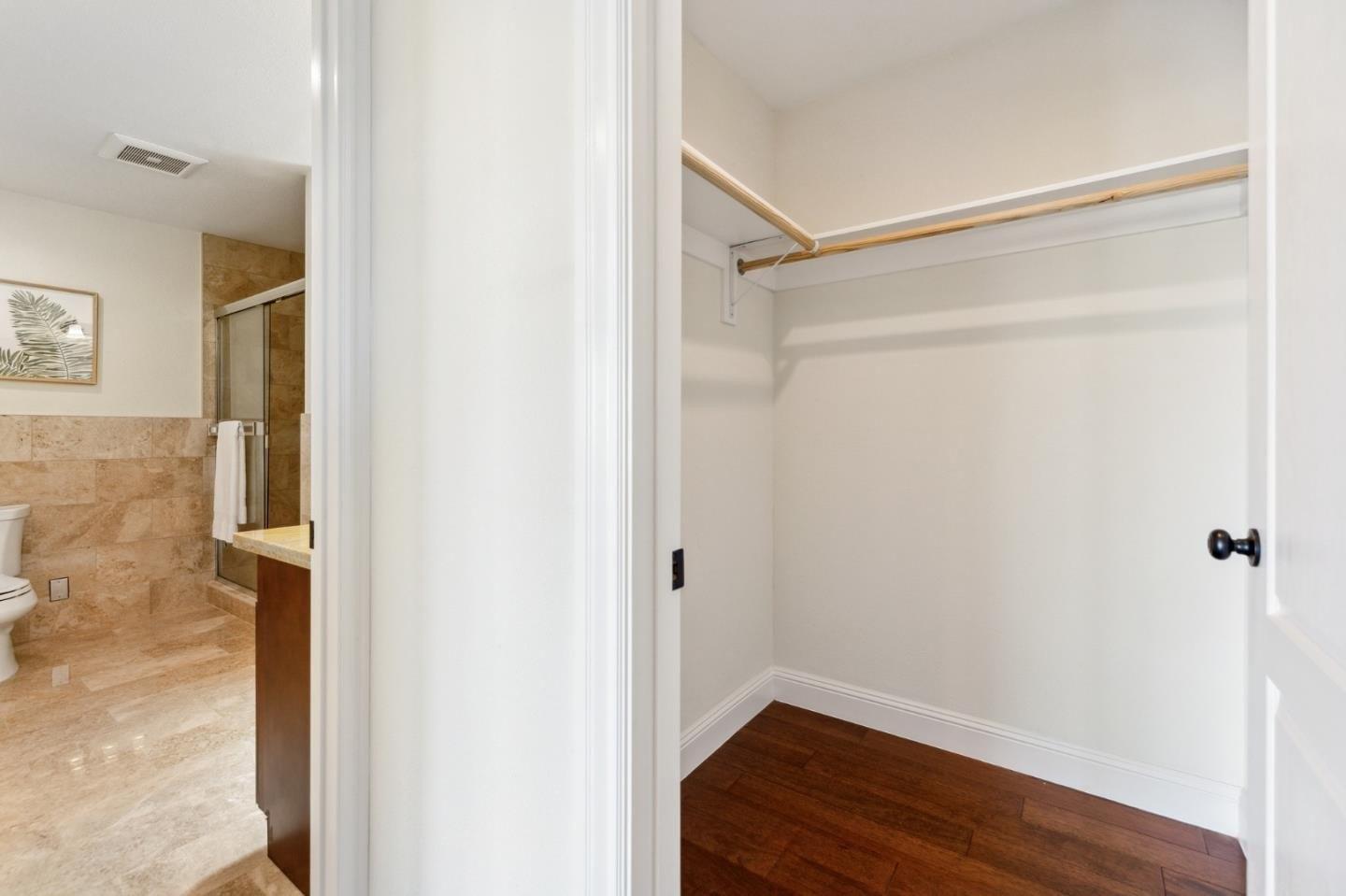 Loyola Dr, Burlingame, CA 94010