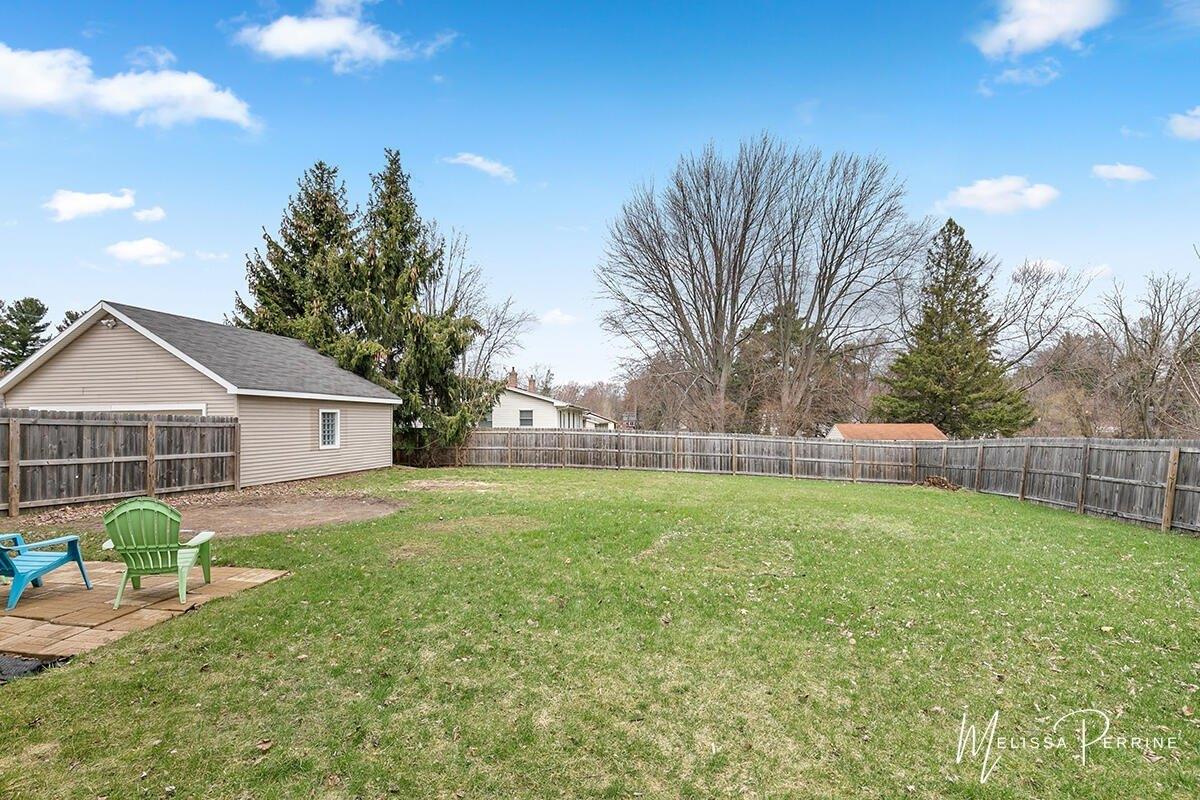 52nd St Se, Grand Rapids, MI 49508