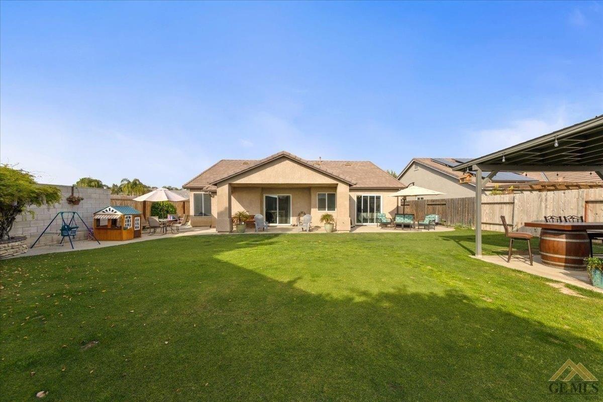 Cheyenne Mountain Dr, Bakersfield, CA 93314