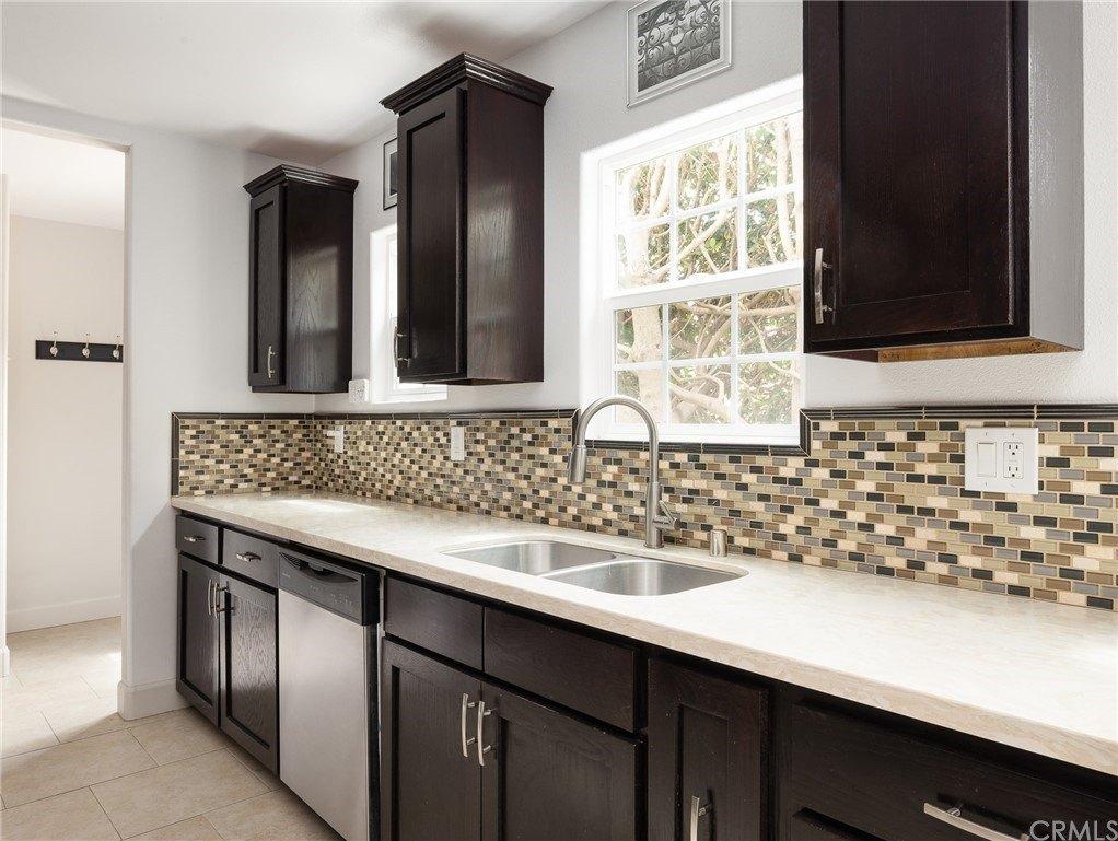 W 58th Pl, Los Angeles, CA 90043