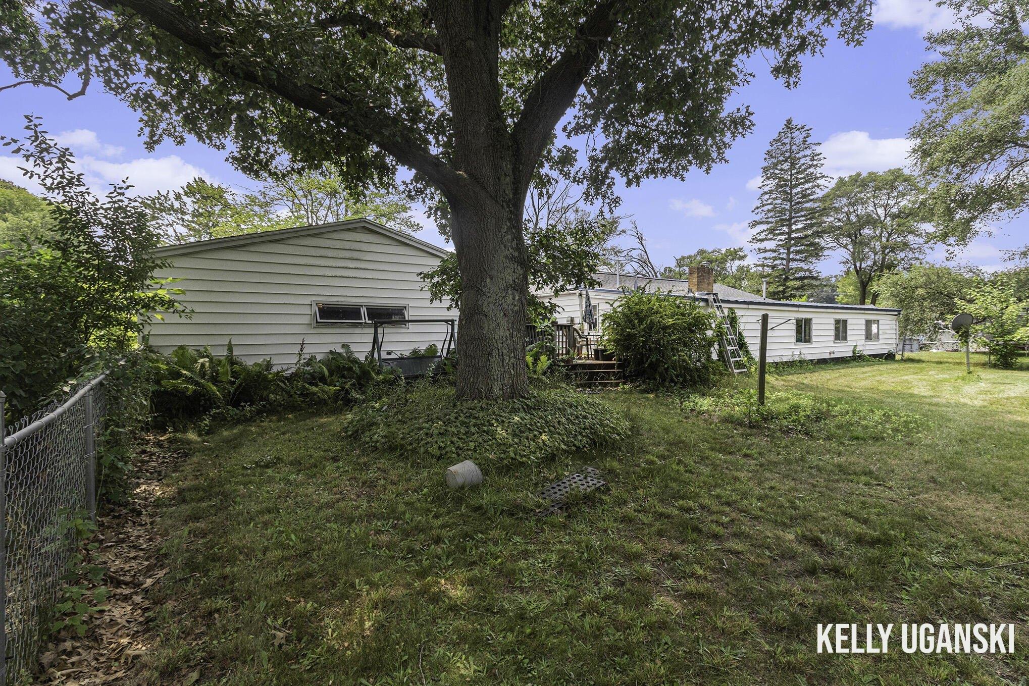 Cleveland St, Nunica, MI 49448