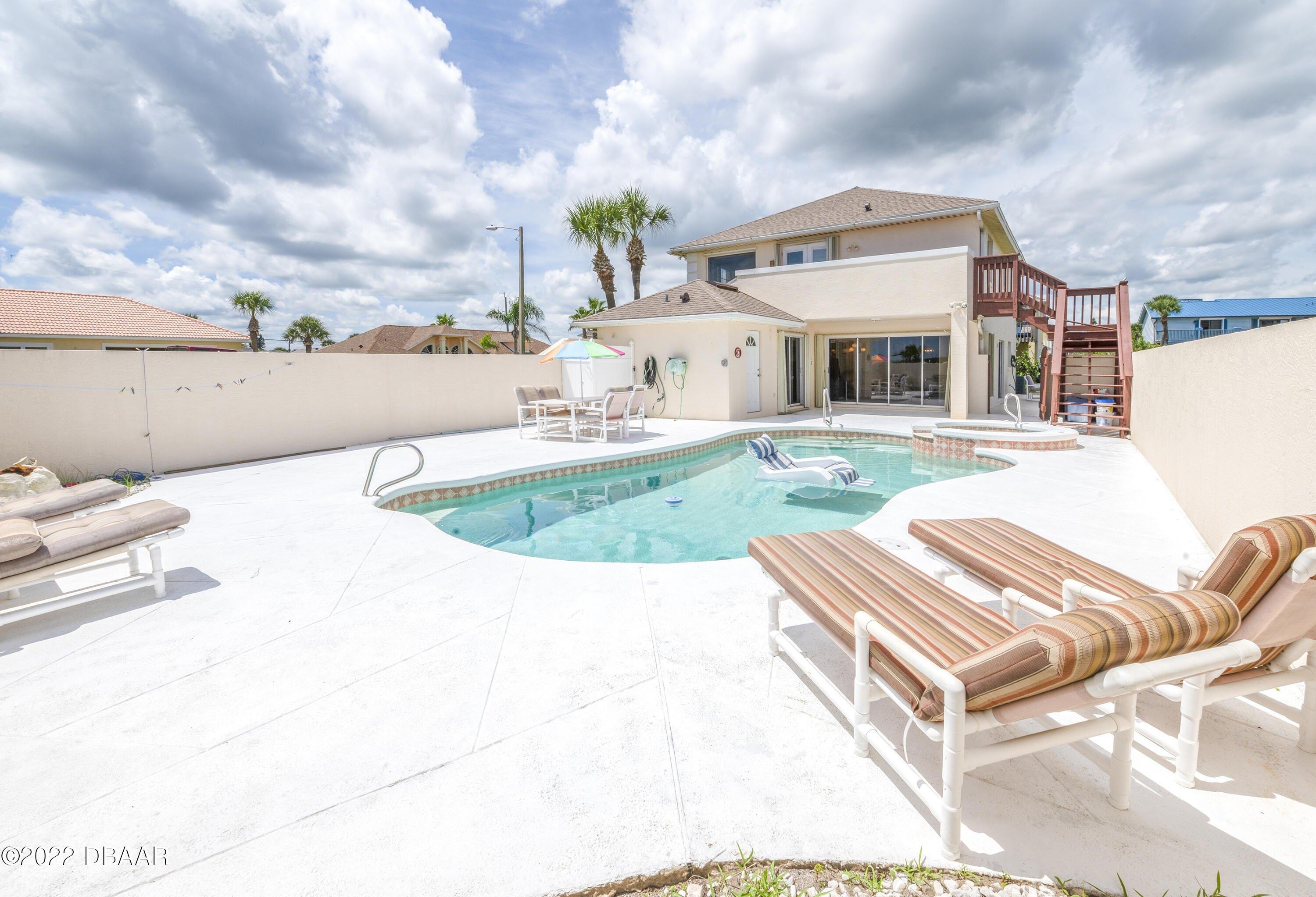 Peninsula Winds Dr, Ormond Beach, FL 32176