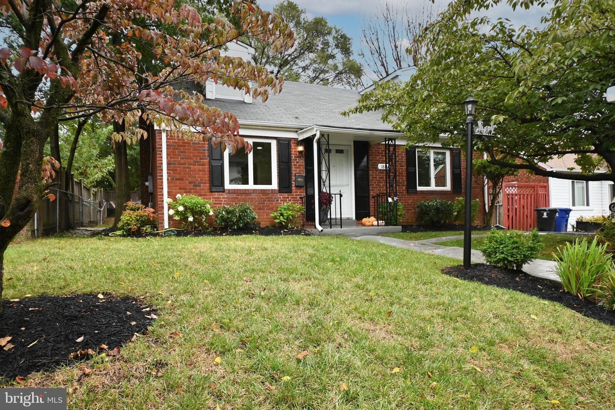 S Nelson St, Arlington, VA 22204