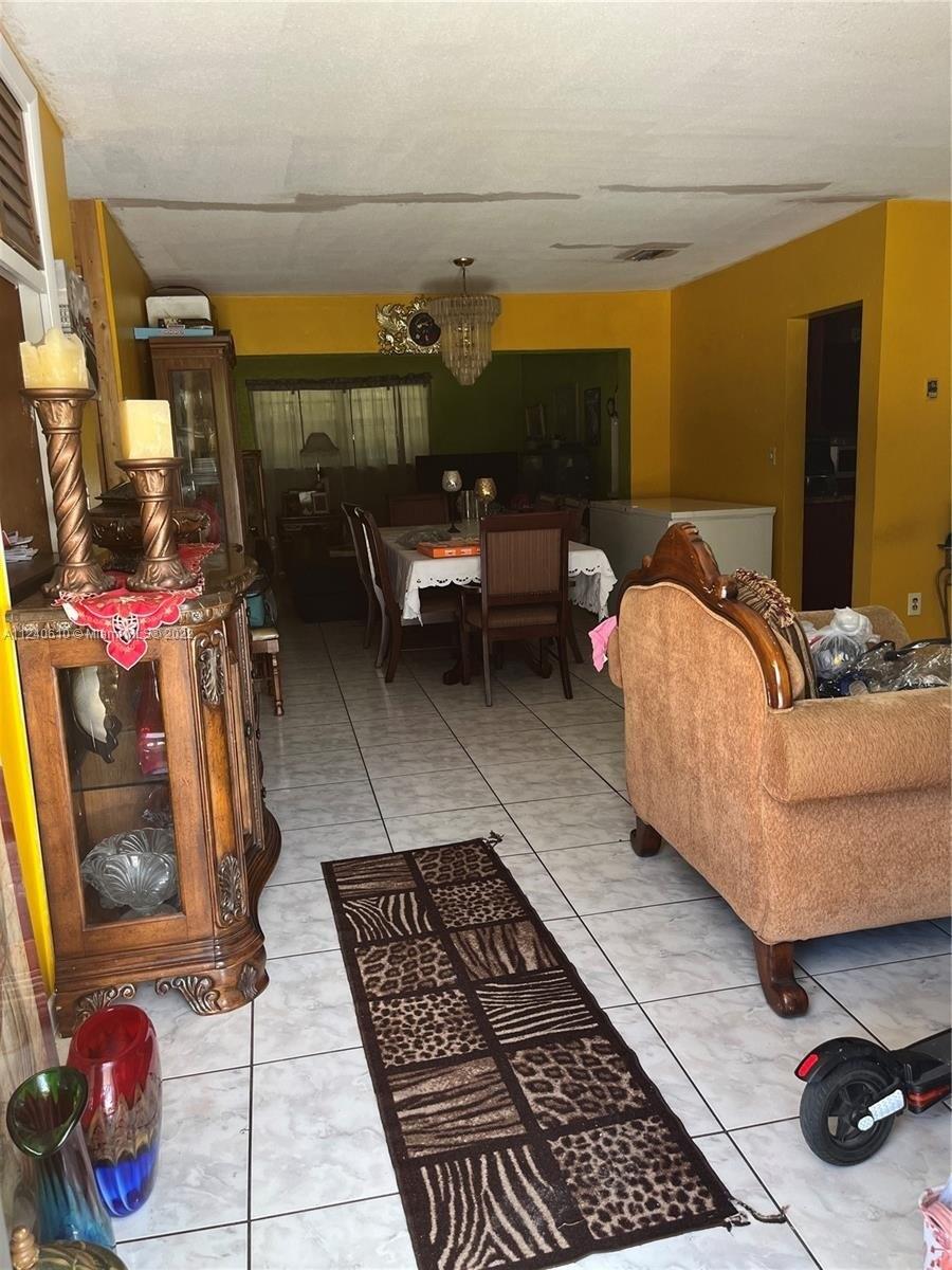 Nw 207th St, Miami, FL 33169